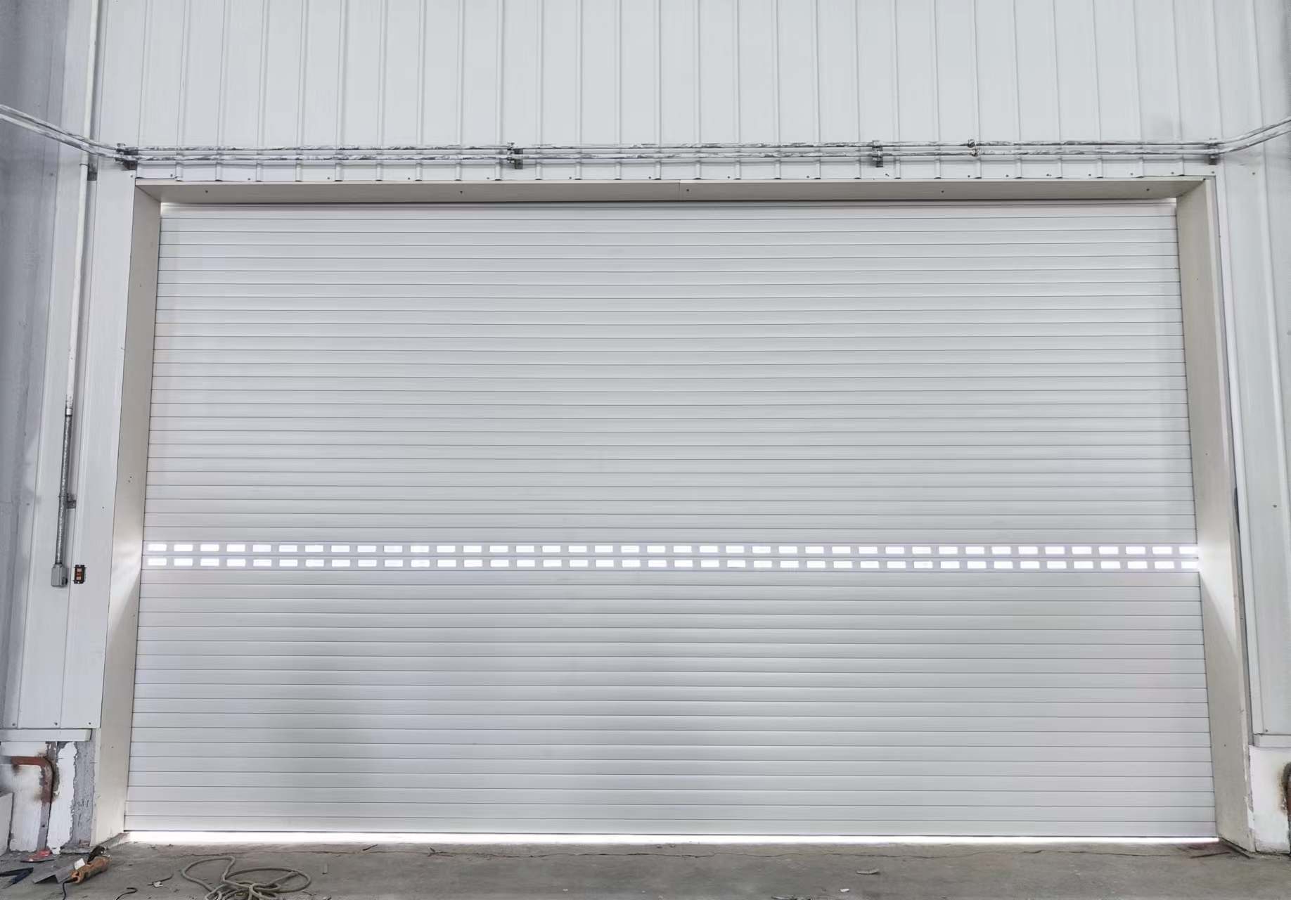 保（bǎo）溫卷簾門